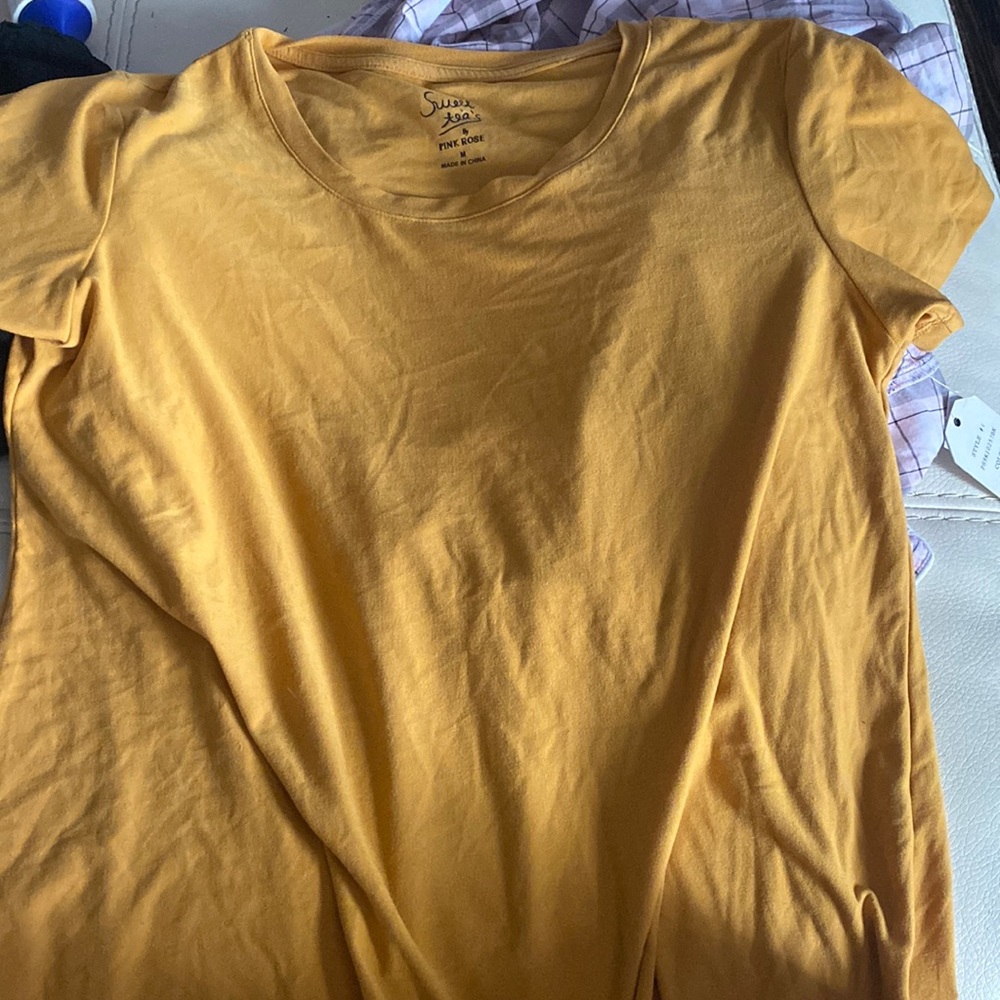 Yellow, loose fitting shirt